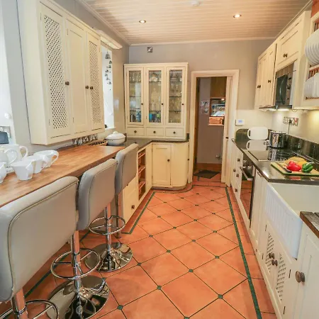 بيت للعطل Sunnybank Thatch Hinderwell